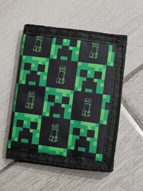 Minecraft Creeper Limited Edition Wallet
